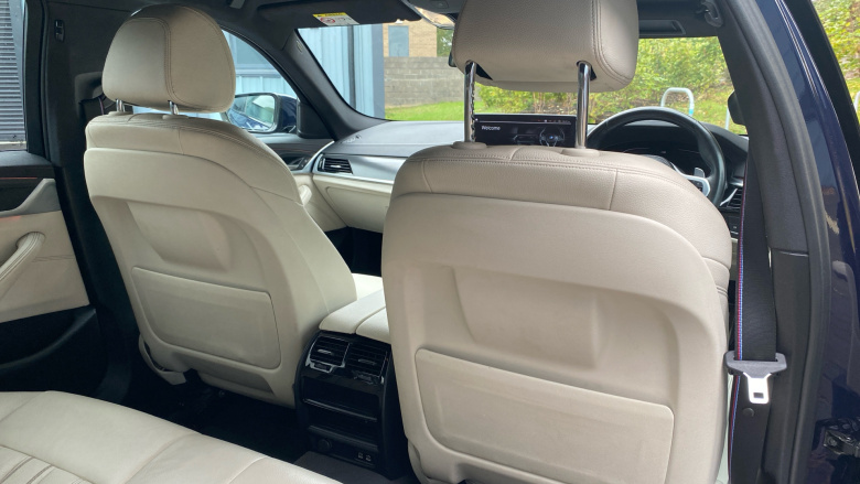 BMW 5 Series 520d MHT M Sport 4dr Step Auto Diesel Saloon